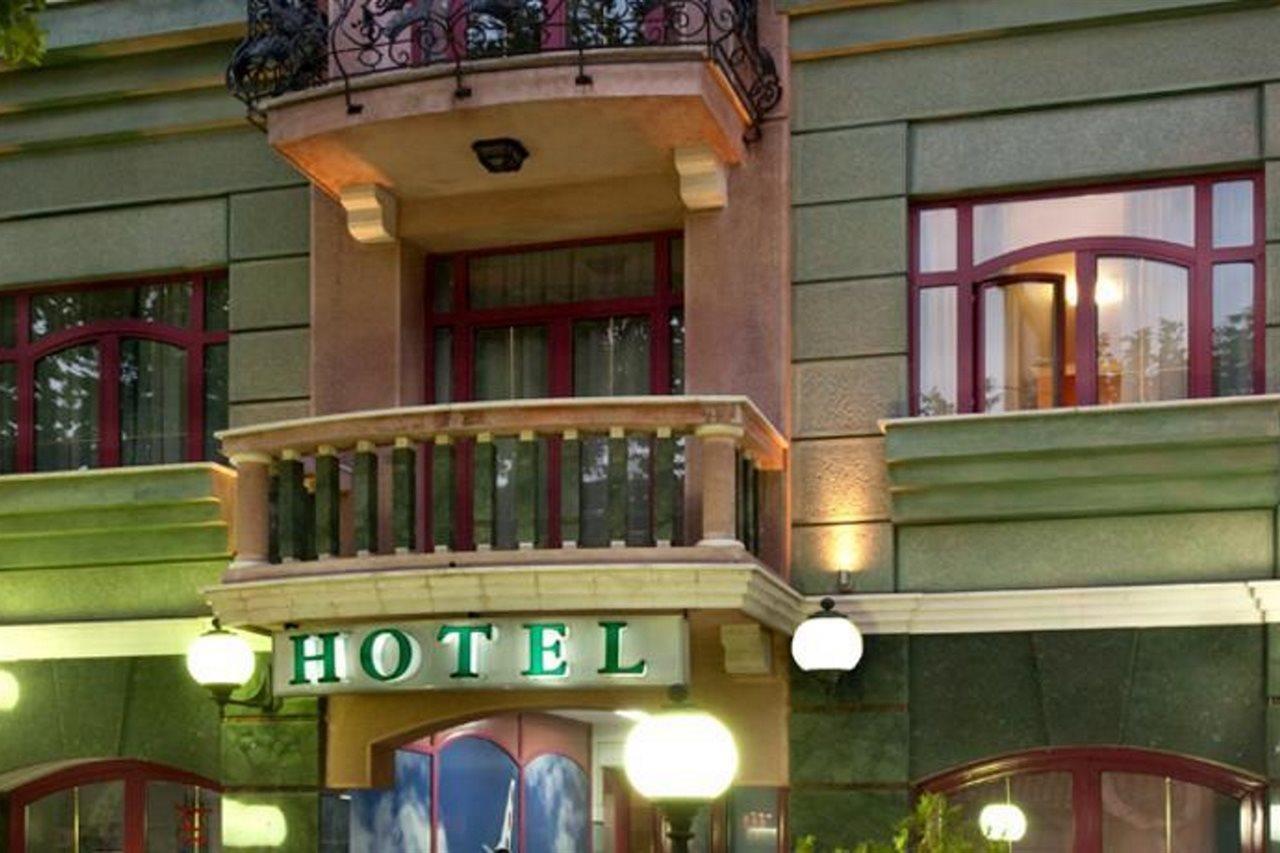 Hotel Eminent Подгориця Екстер'єр фото