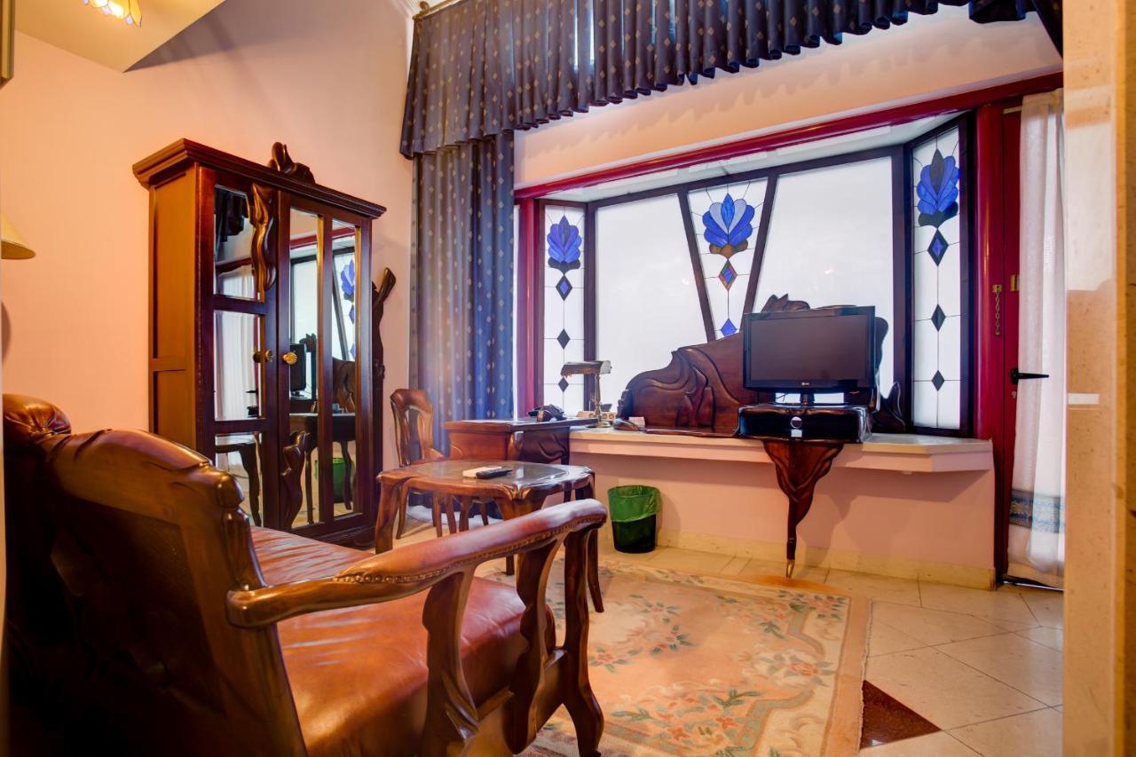 Hotel Eminent Подгориця Екстер'єр фото