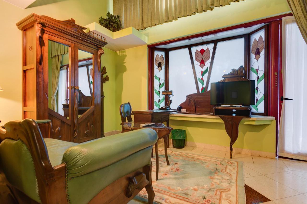 Hotel Eminent Подгориця Екстер'єр фото