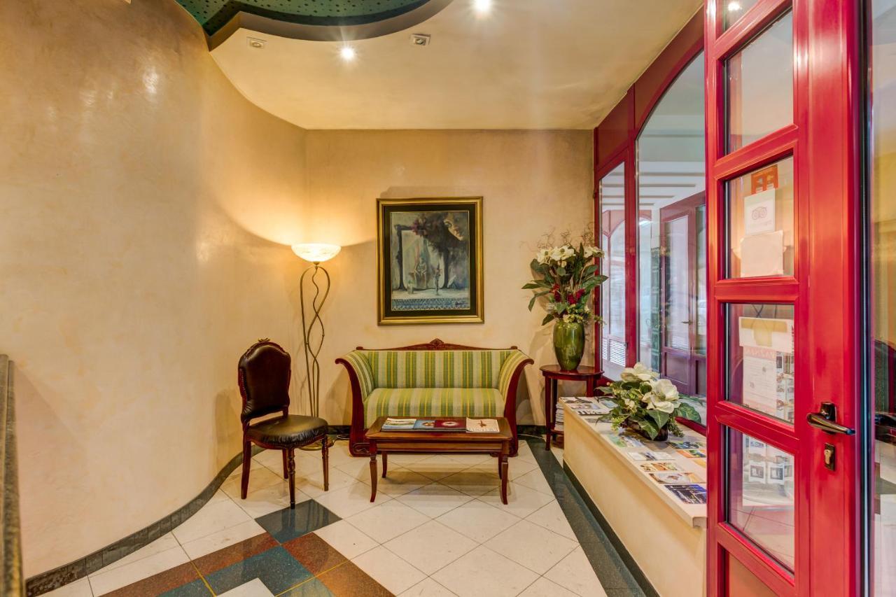 Hotel Eminent Подгориця Екстер'єр фото