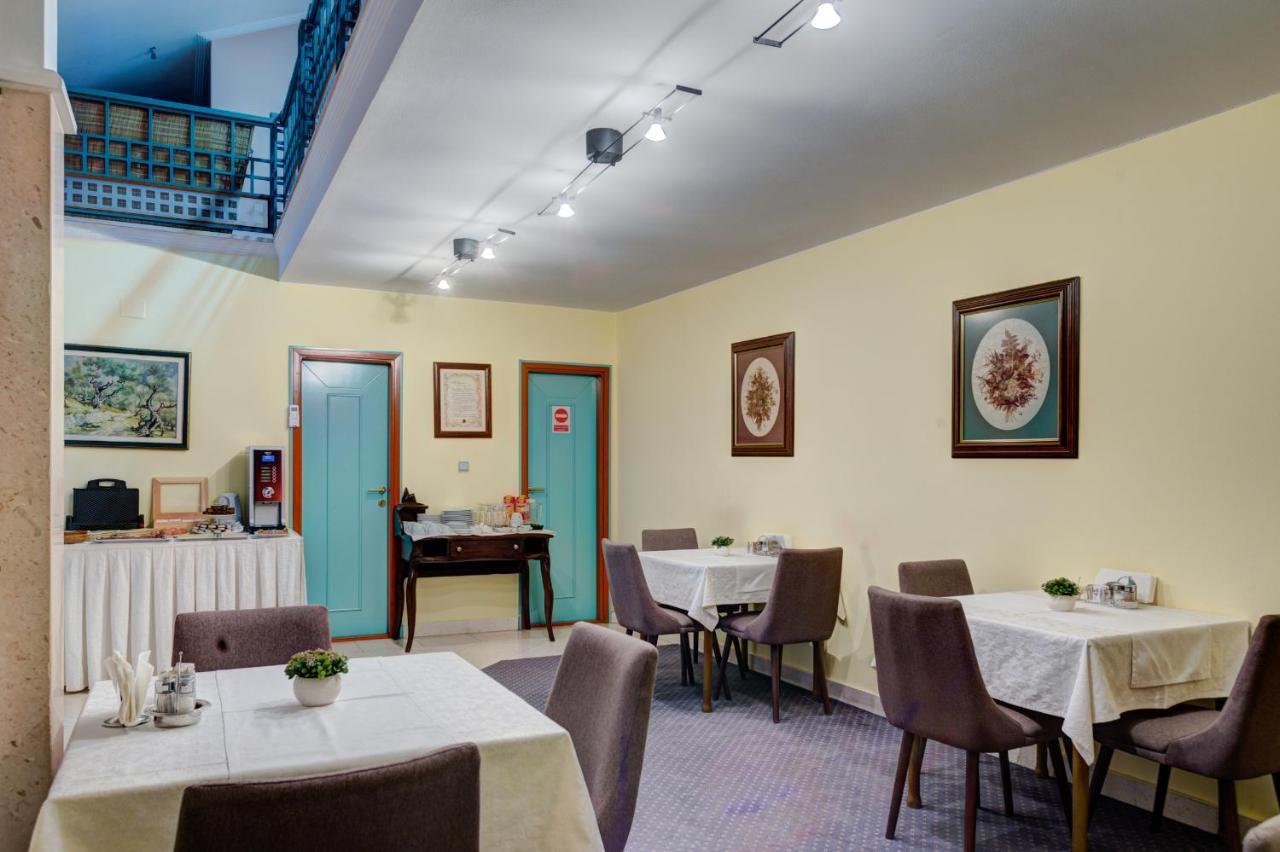 Hotel Eminent Подгориця Екстер'єр фото
