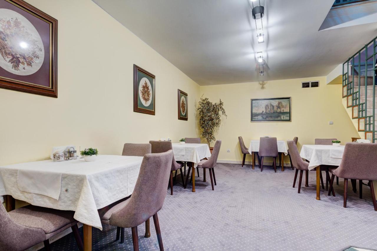 Hotel Eminent Подгориця Екстер'єр фото